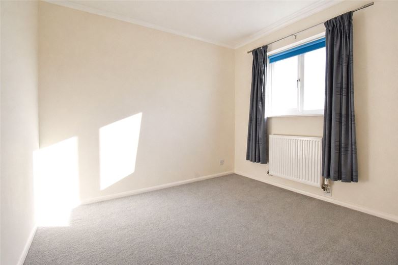 3 bedroom house, Tamarin Gardens, Cherry Hinton CB1 - Available