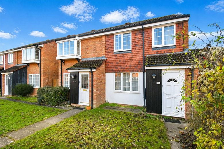 3 bedroom house, Tamarin Gardens, Cherry Hinton CB1 - Available