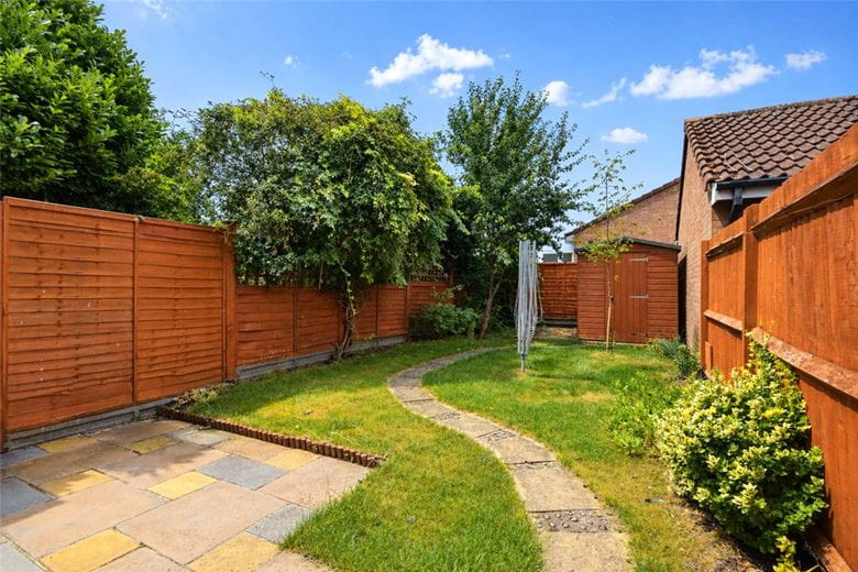 3 bedroom house, Tamarin Gardens, Cherry Hinton CB1 - Available