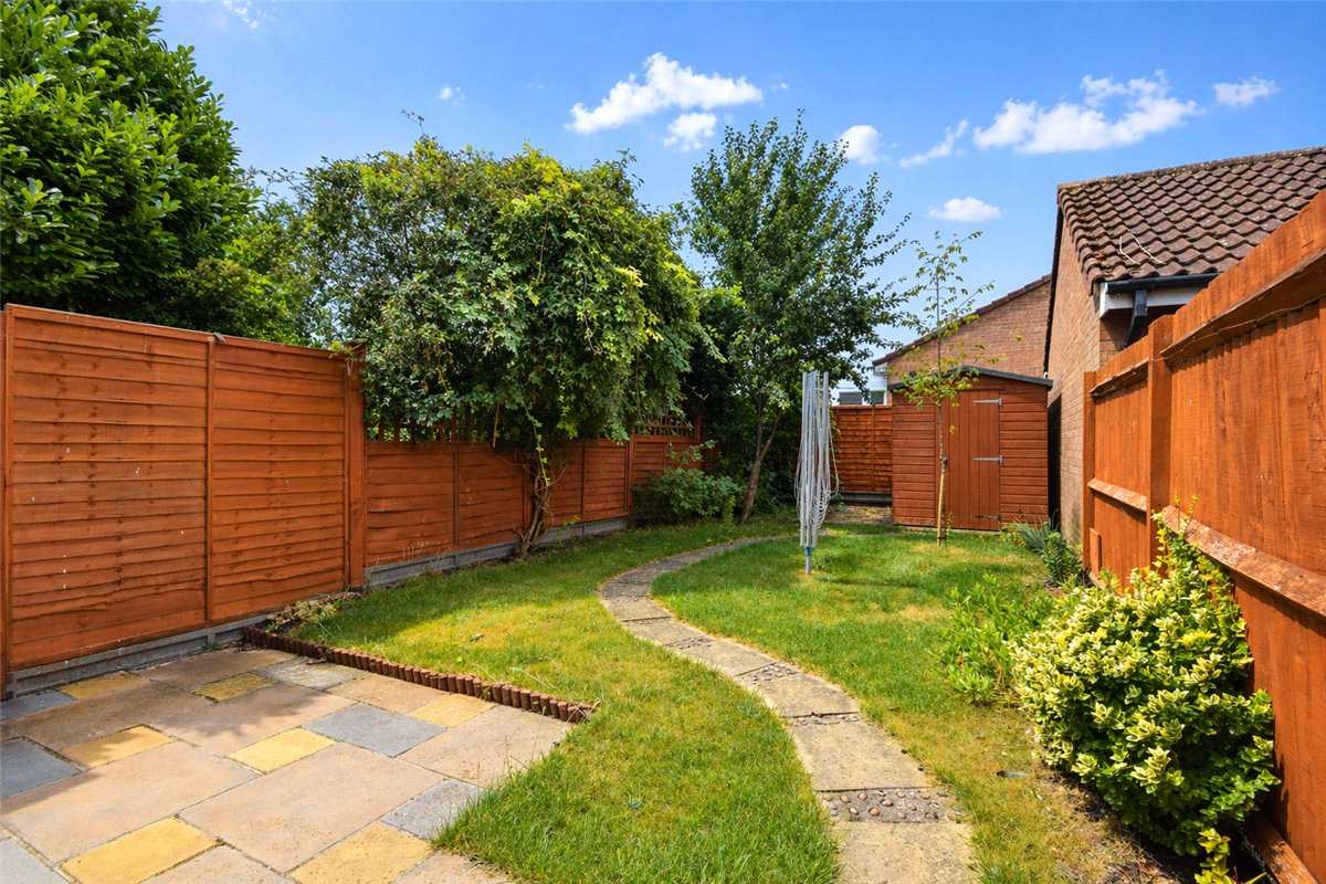 3 bedroom house, Tamarin Gardens, Cherry Hinton CB1 - Available