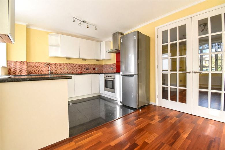 3 bedroom house, Tamarin Gardens, Cherry Hinton CB1 - Available