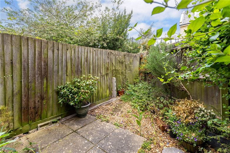 4 bedroom house, St. Matthews Gardens, Cambridge CB1 - Available