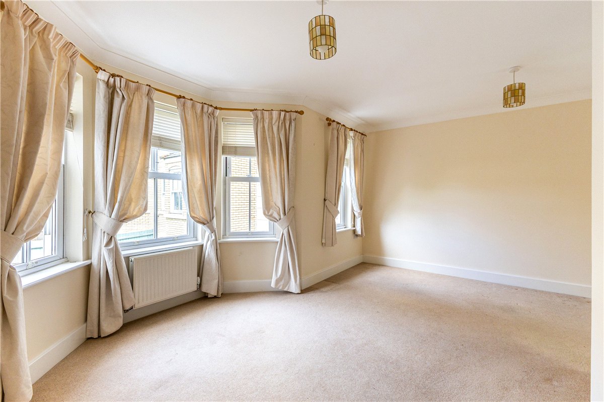 4 bedroom house, St. Matthews Gardens, Cambridge CB1 - Available