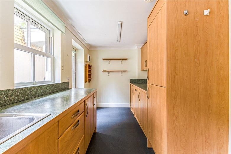 4 bedroom house, St. Matthews Gardens, Cambridge CB1 - Available