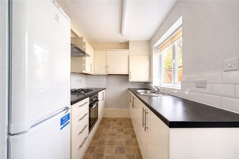 2 bedroom house, Rivar Place, Sleaford Street CB1 - Available