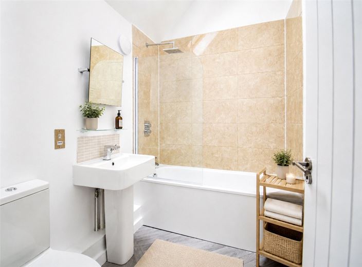 1 bedroom flat, Coleridge Road, Cambridge CB1 - Sold STC