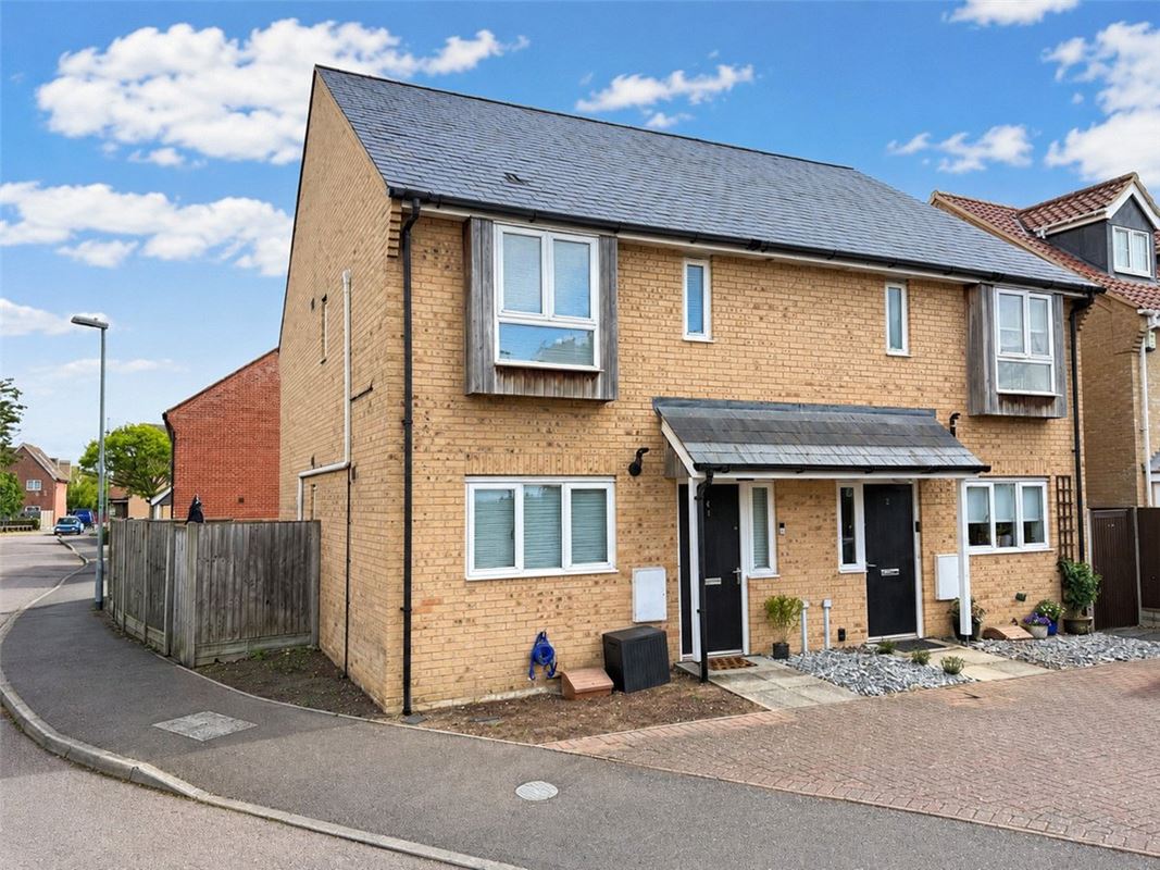 3 bedroom house, Rule Gardens, Fordham CB7 - Available
