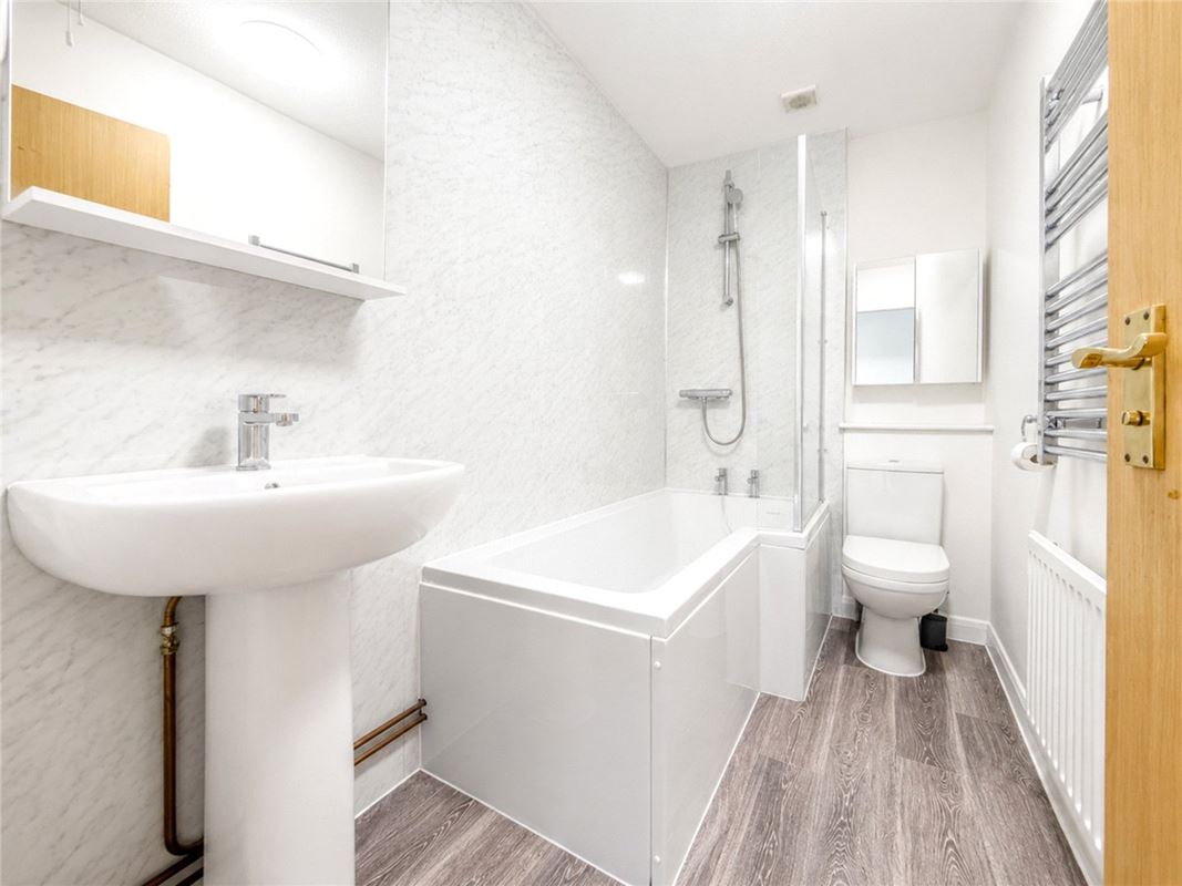 2 bedroom house, Blackthorn Close, Cambridge CB4 - Sold STC