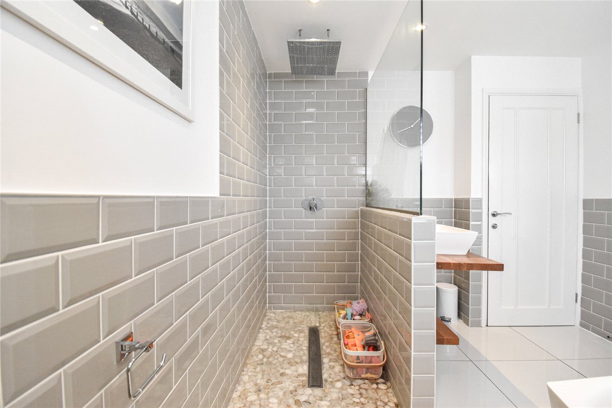 4 bedroom house, Dwyer Joyce Close, Histon CB24 - Sold