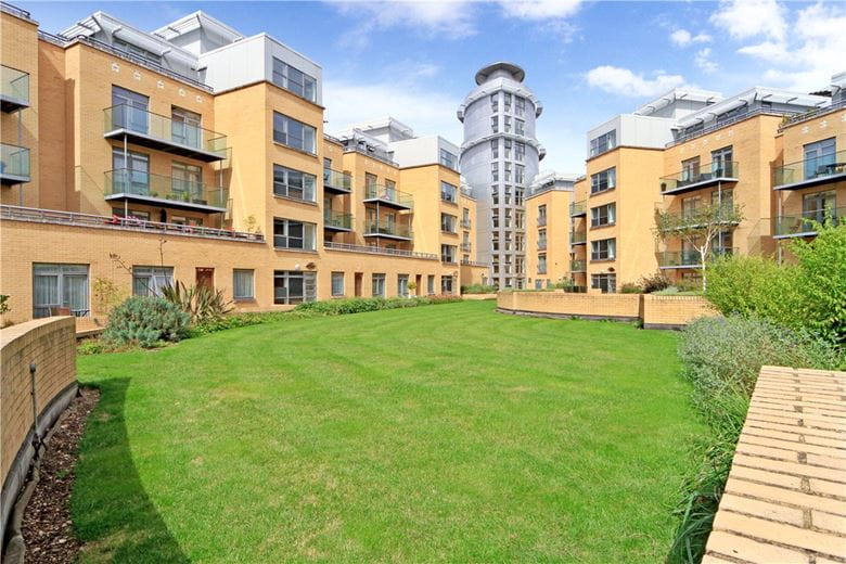 1 bedroom flat, The Belvedere, Homerton Street CB2 - Sold