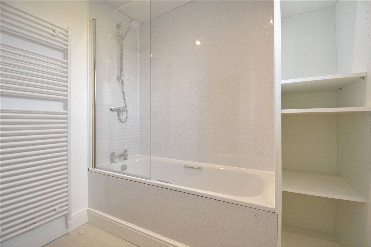 4 bedroom house, Upend, Newmarket CB8 - Available