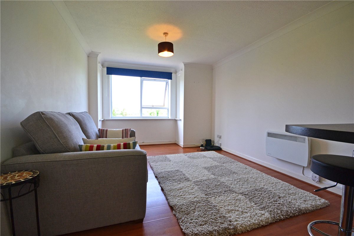 2 bedroom maisonette, Misty Meadows, Howard Road CB5 - Let Agreed