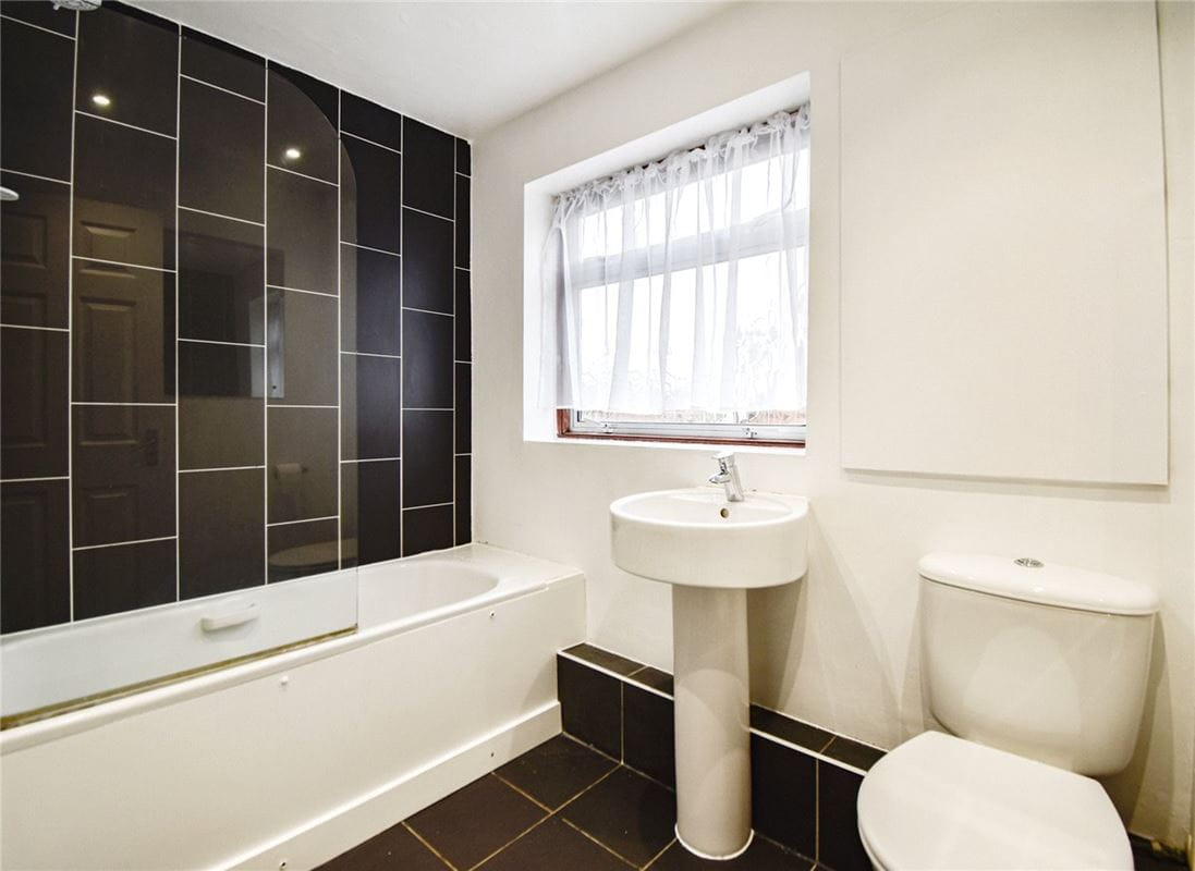 3 bedroom house, Ashley Way, Sawston CB22