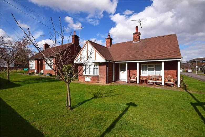 1 bedroom bungalow, Victoria House, Victoria Road CB4 - Let Agreed