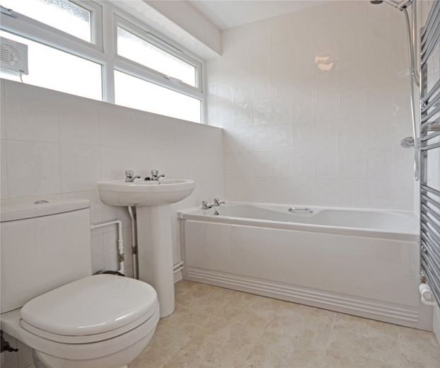 2 bedroom flat, Chatsworth Avenue, Cambridge CB4 - Let Agreed
