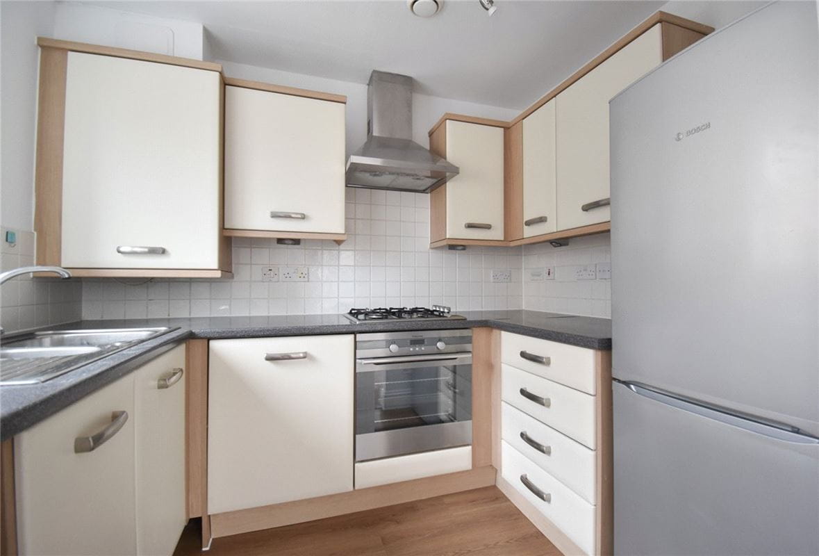 1 bedroom flat, Gladeside, Cambridge CB4 - Let Agreed