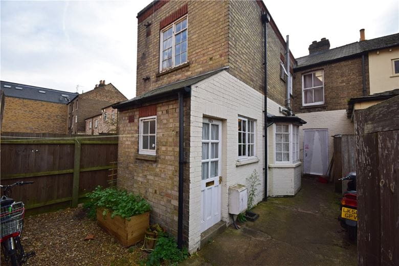 2 bedroom flat, Castle Street, Cambridge CB3 - Let Agreed