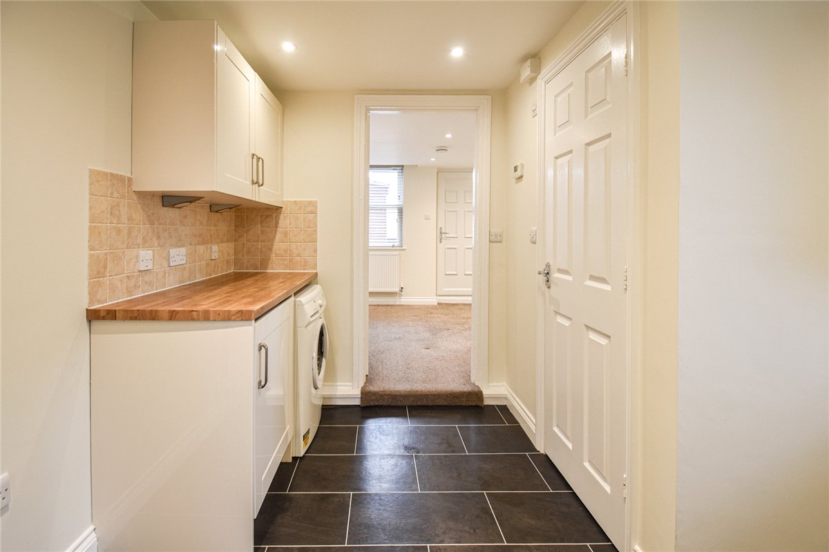 1 bedroom flat, High Street, Cherry Hinton CB1 - Let Agreed