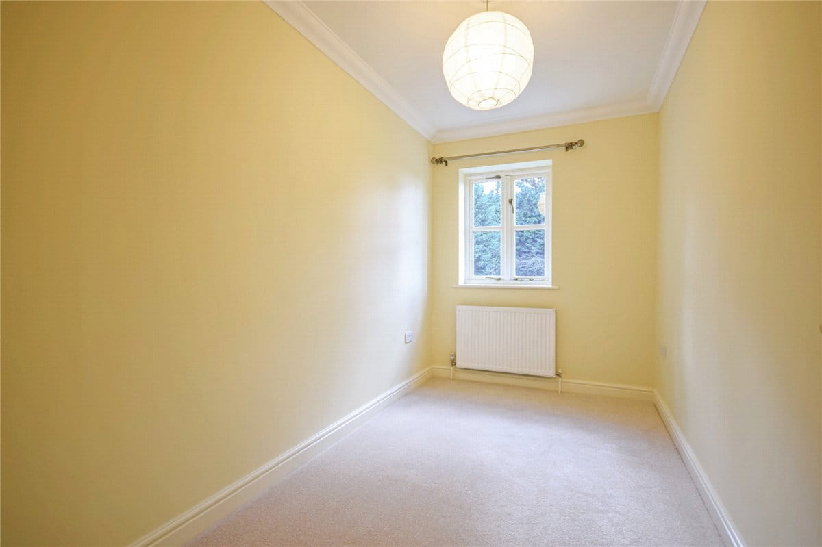 3 bedroom house, Forge End, Oakington CB24 - Available