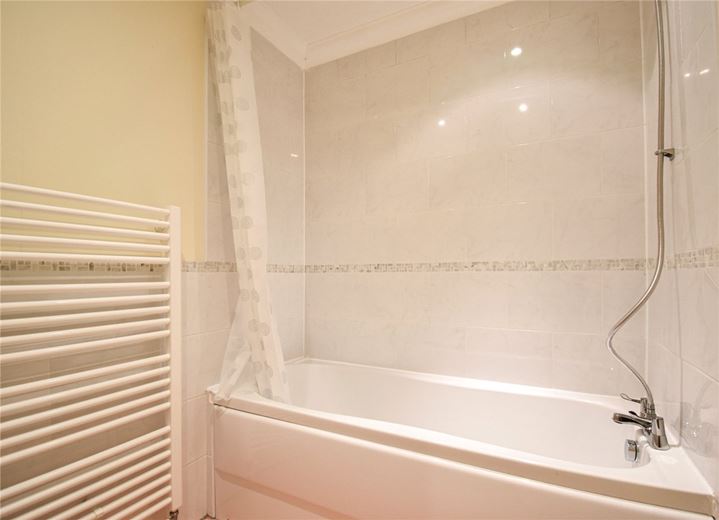 3 bedroom house, Forge End, Oakington CB24 - Available