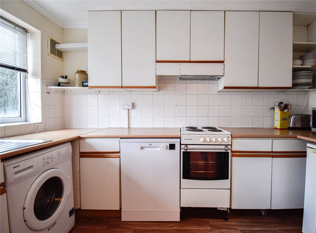 2 bedroom house, Gainsborough Close, Cambridge CB4