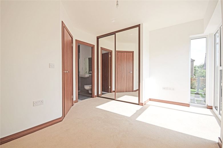 2 bedroom flat, Flamsteed Close, Cambridge CB1