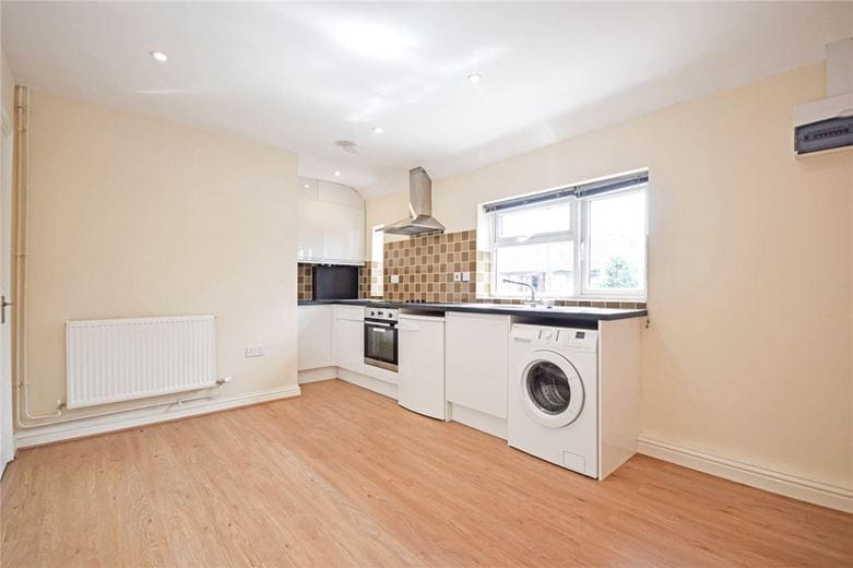 2 bedroom flat, Elmfield Road, Cambridge CB4 - Available