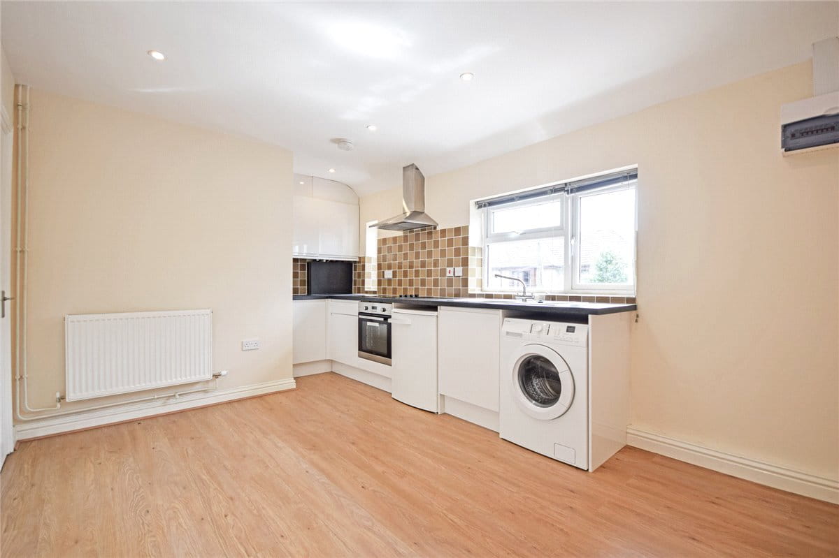 2 bedroom flat, Elmfield Road, Cambridge CB4 - Available