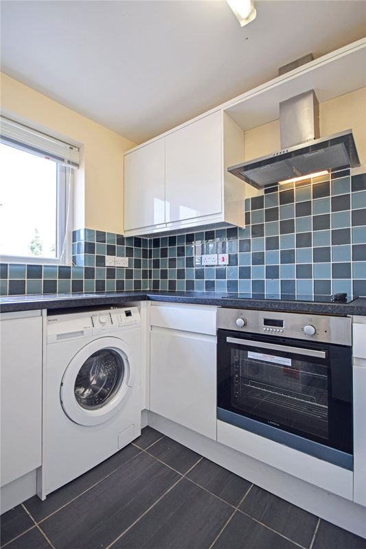 2 bedroom flat, Elmfield Road, Cambridge CB4 - Let Agreed