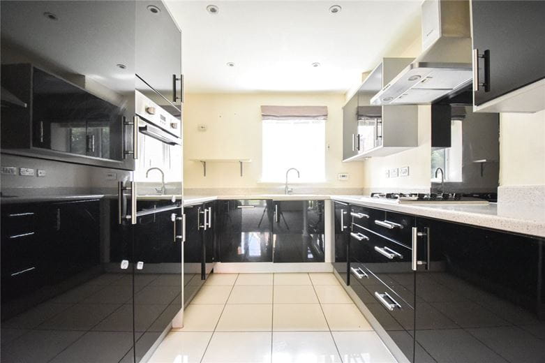 3 bedroom house, Spitfire Road, Upper Cambourne CB23
