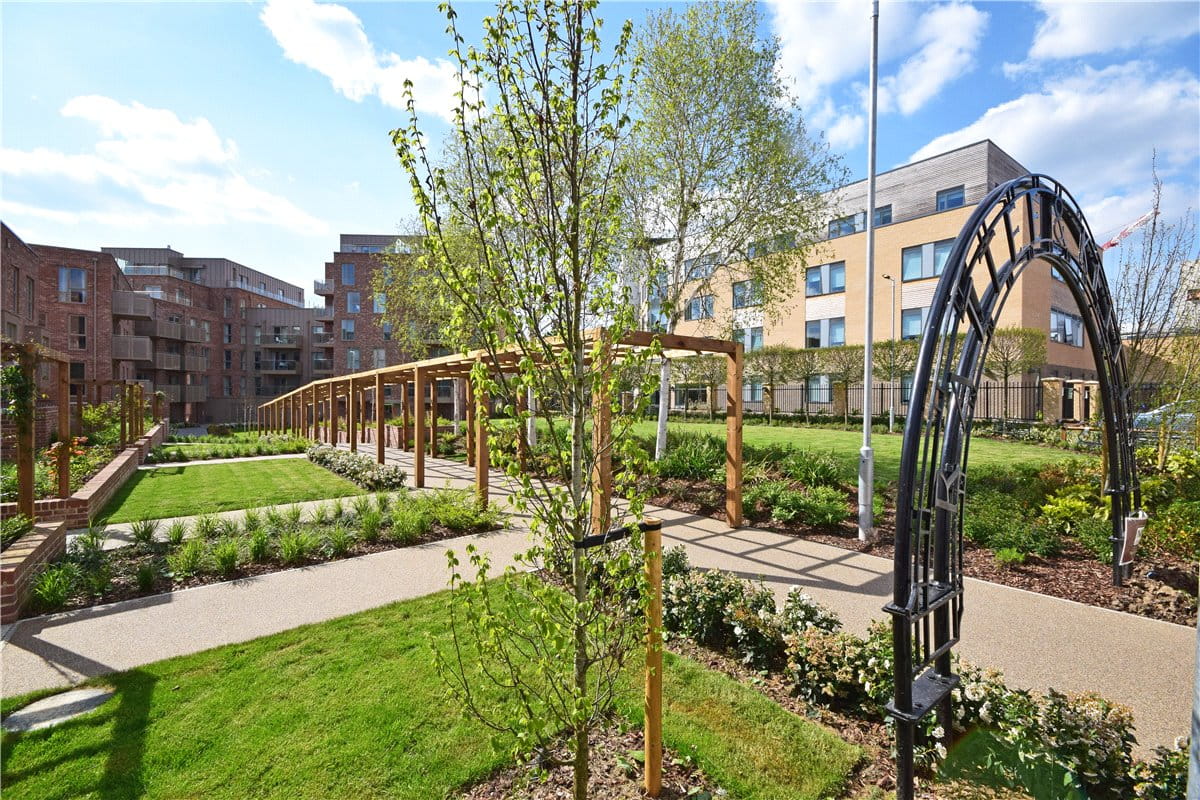 1 bedroom flat, Scholars Court, Homerton Gardens CB2 - Let Agreed