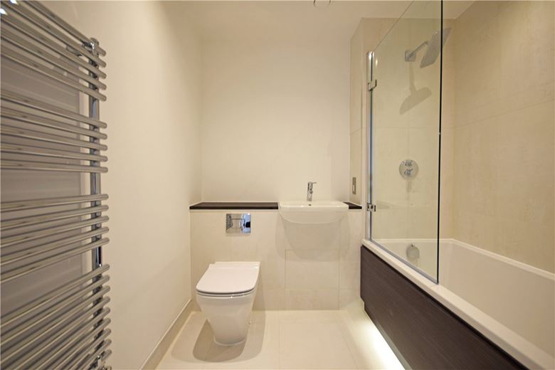 1 bedroom flat, Scholars Court, Homerton Gardens CB2 - Let Agreed