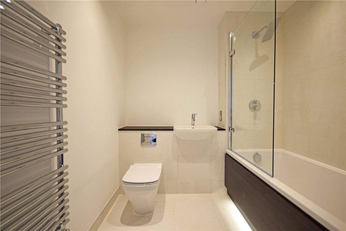 1 bedroom flat, Scholars Court, Homerton Gardens CB2 - Let Agreed