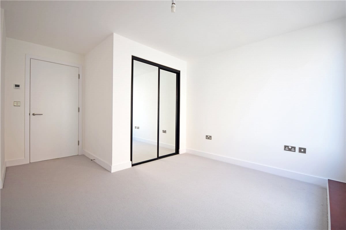 1 bedroom flat, Scholars Court, Homerton Gardens CB2 - Let Agreed