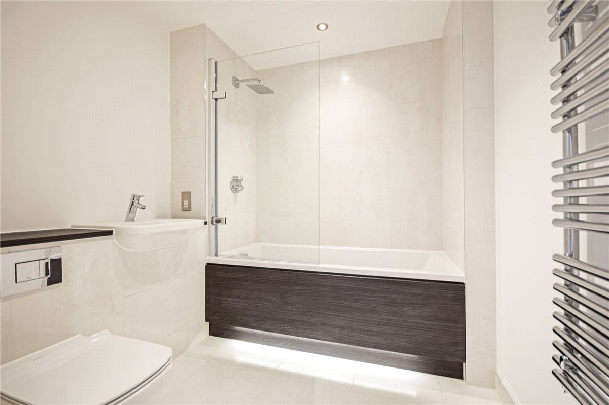 1 bedroom flat, Scholars Court, Harrison Drive CB2 - Let Agreed