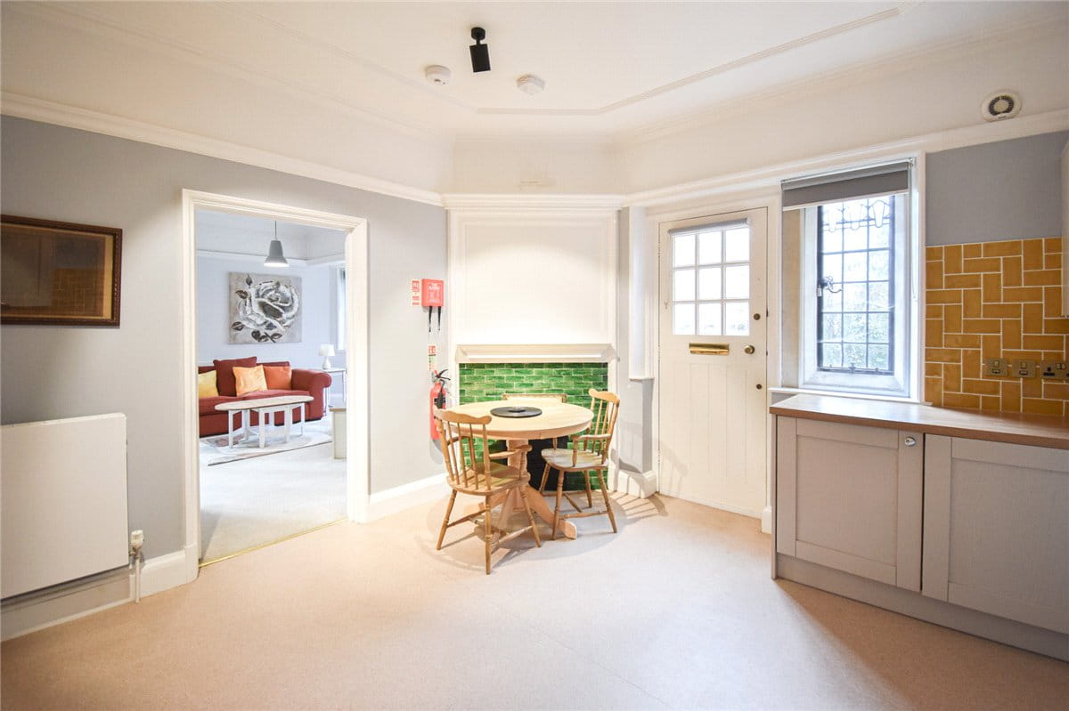  bedroom flat, The Bounds, Lady Margaret Road CB3 - Let Agreed