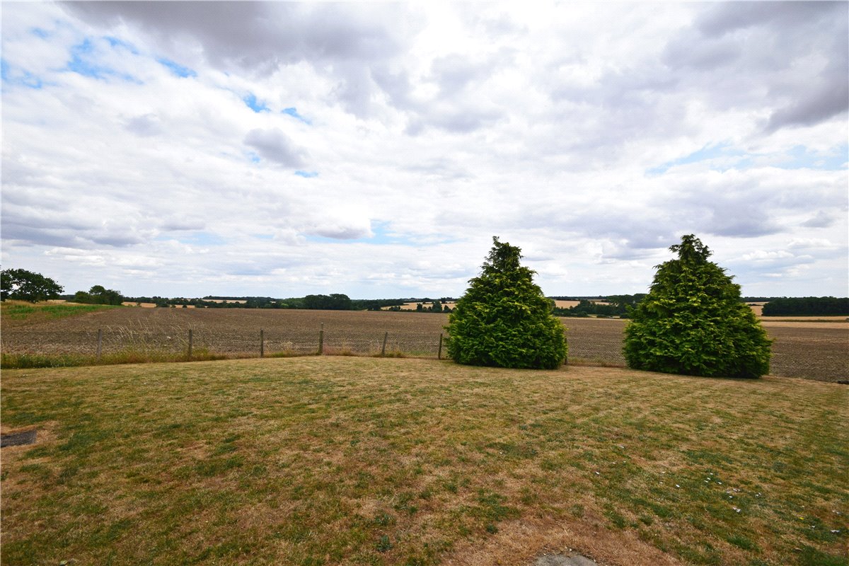 3 bedroom house, Haverhill Road, Horseheath CB21 - Let Agreed