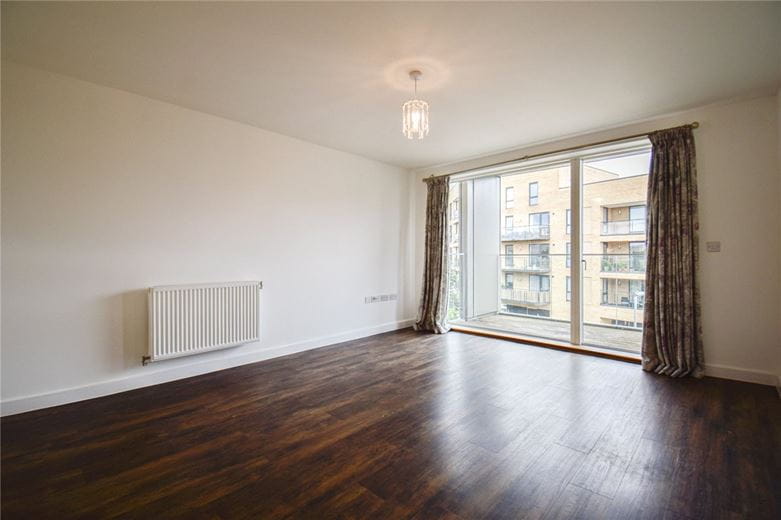 2 bedroom flat, Whittle Avenue, Trumpington CB2