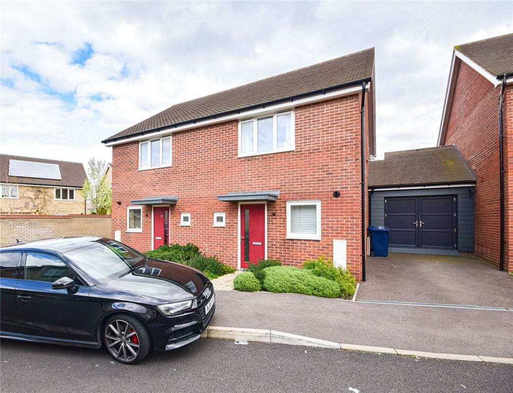 2 bedroom house, Bisley Crescent, Upper Cambourne CB23