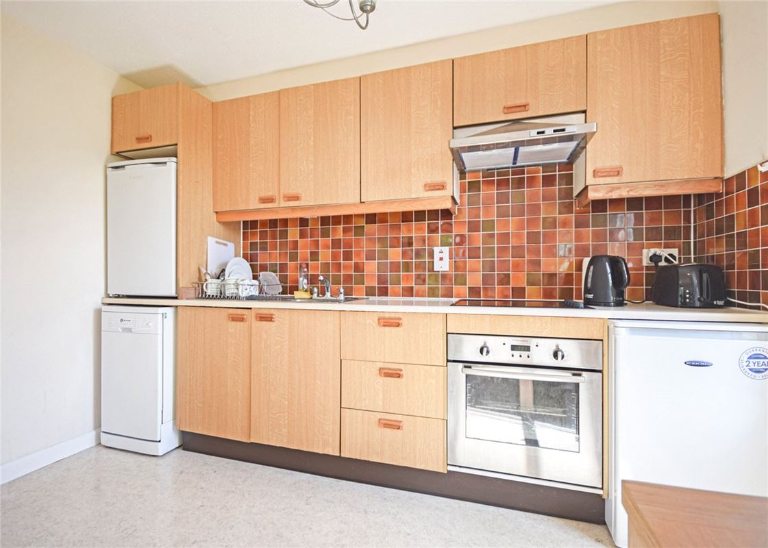 1 bedroom flat, Midsummer Court, Manhattan Drive CB4 - Let Agreed