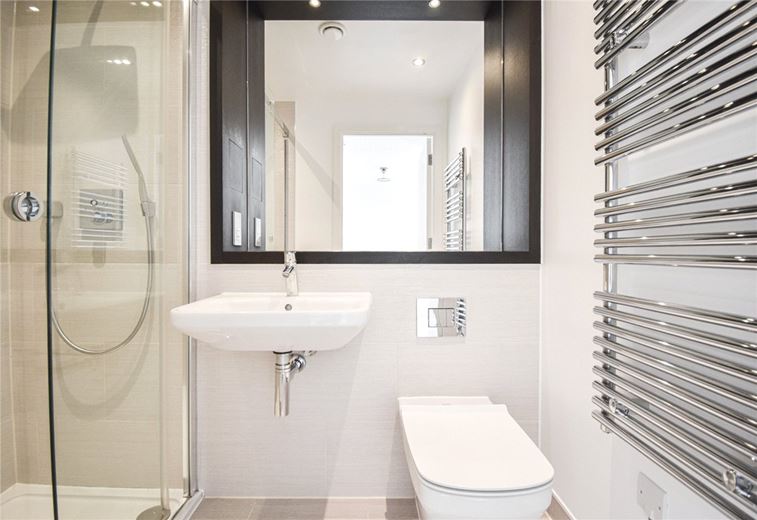 3 bedroom flat, Scholars Court, Harrison Drive CB2 - Let Agreed