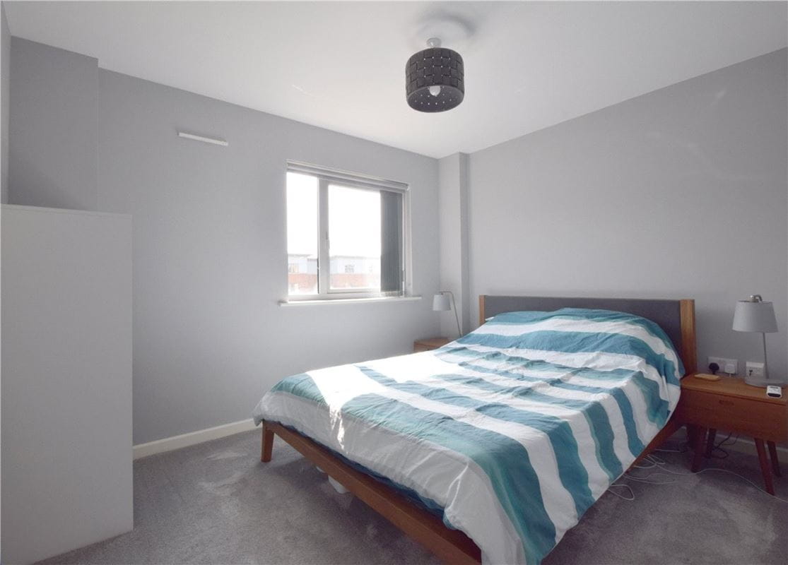 2 bedroom flat, Glenalmond Avenue, Cyan Building CB2