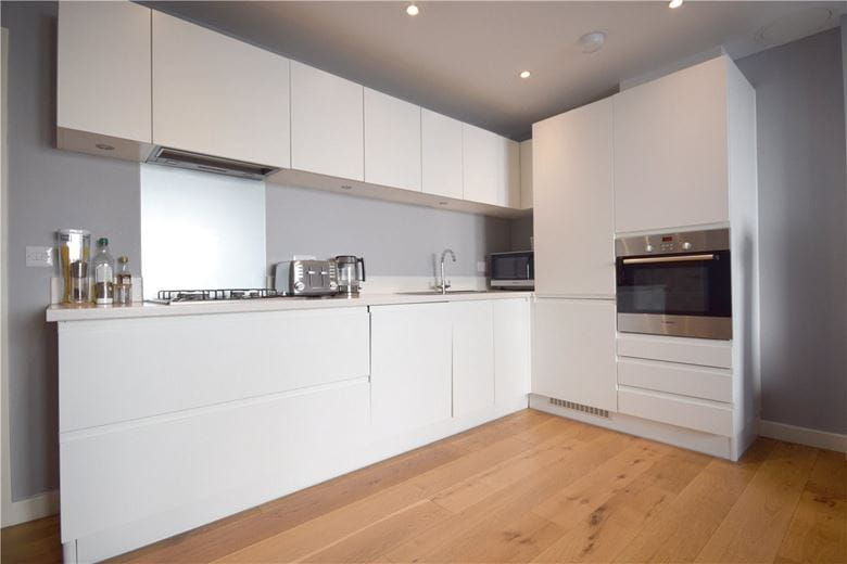 2 bedroom flat, Glenalmond Avenue, Cyan Building CB2
