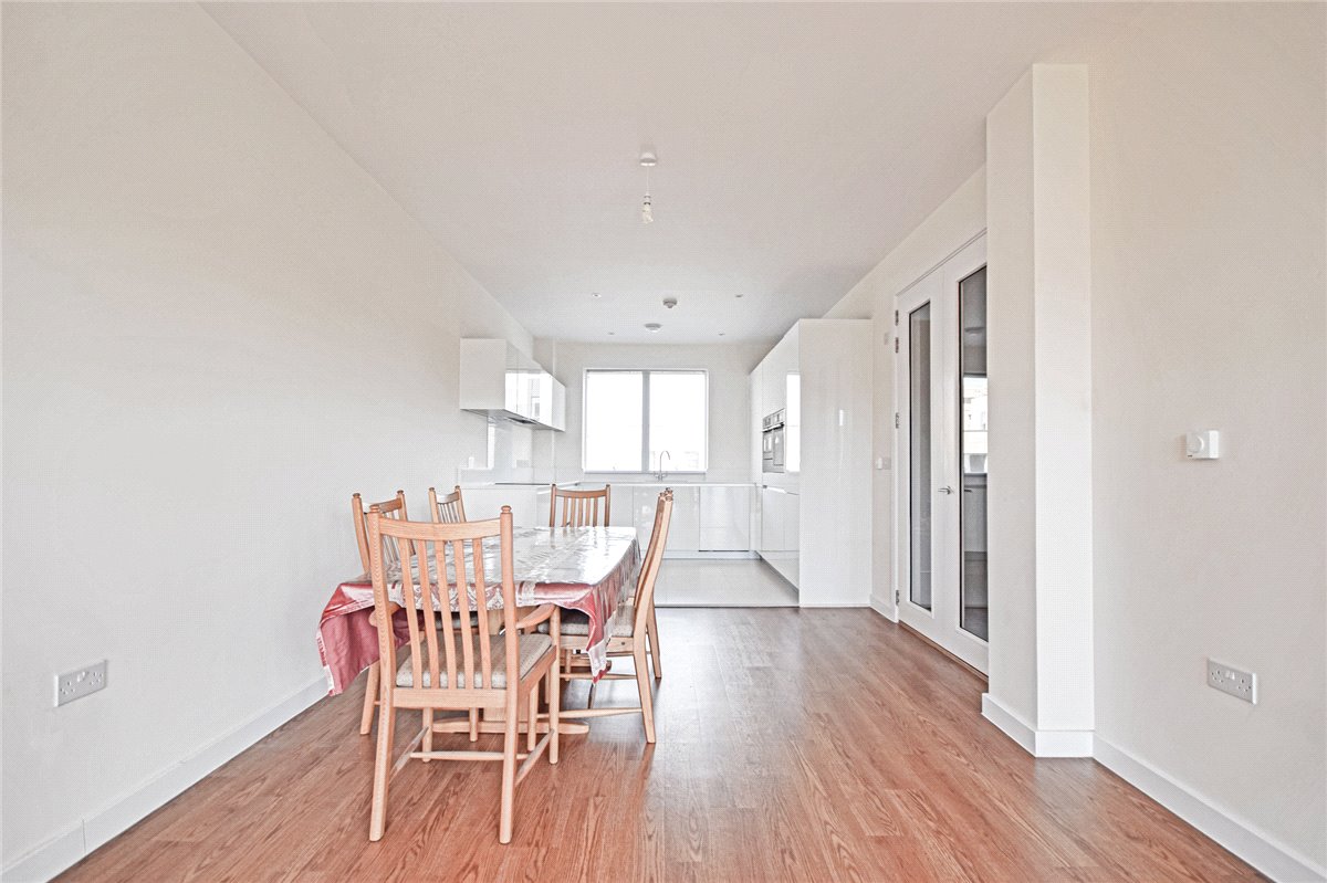 3 bedroom house, Whitelocks Drive, Trumpington CB2 - Let Agreed
