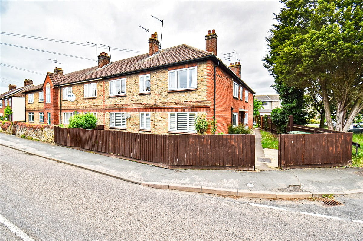2 bedroom flat, The Pantiles, West Fen Road CB6