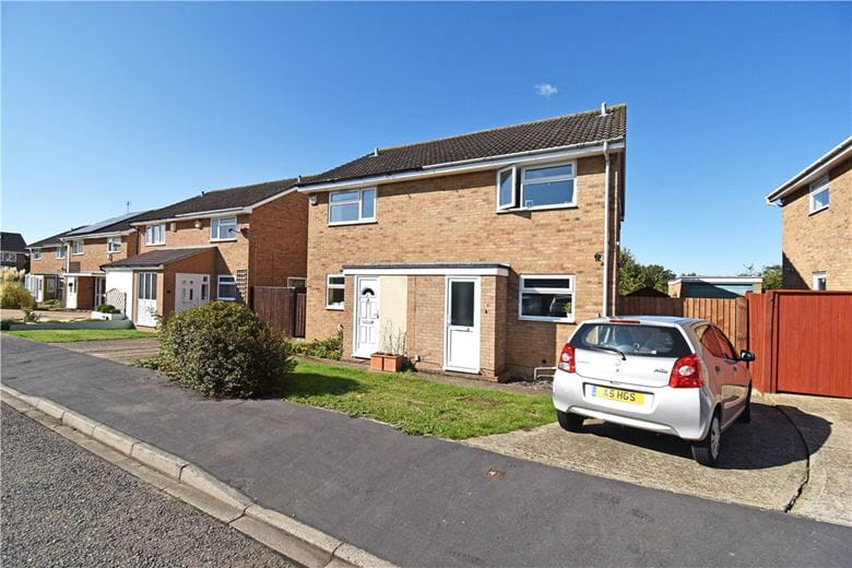 2 bedroom house, Moyne Close, Cambridge CB4 - Let Agreed