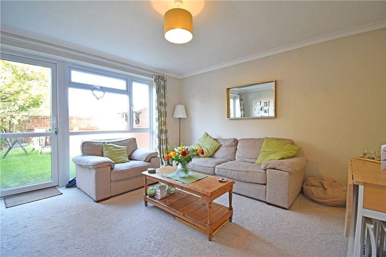 2 bedroom house, Moyne Close, Cambridge CB4 - Let Agreed