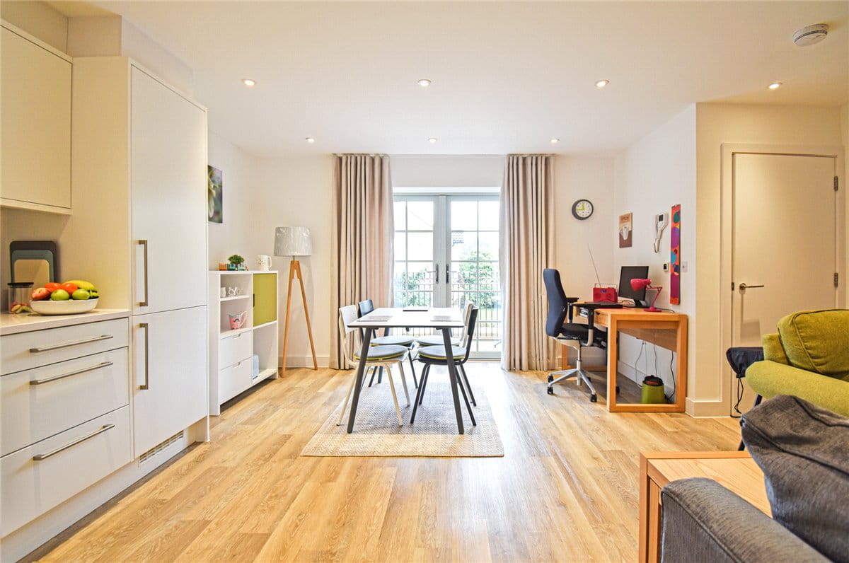 2 bedroom flat, High Street, Trumpington CB2 - Let Agreed