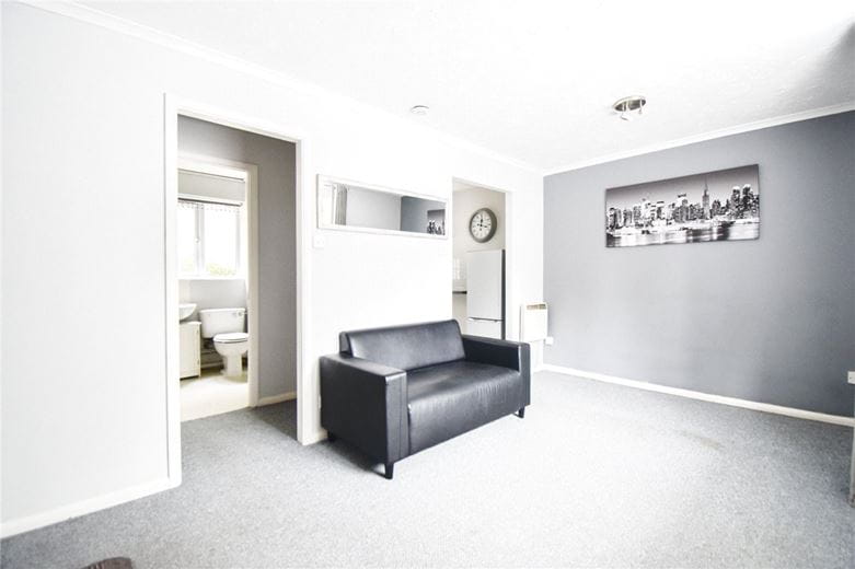 1 bedroom flat, Lucerne Close, Cambridge CB1 - Let Agreed