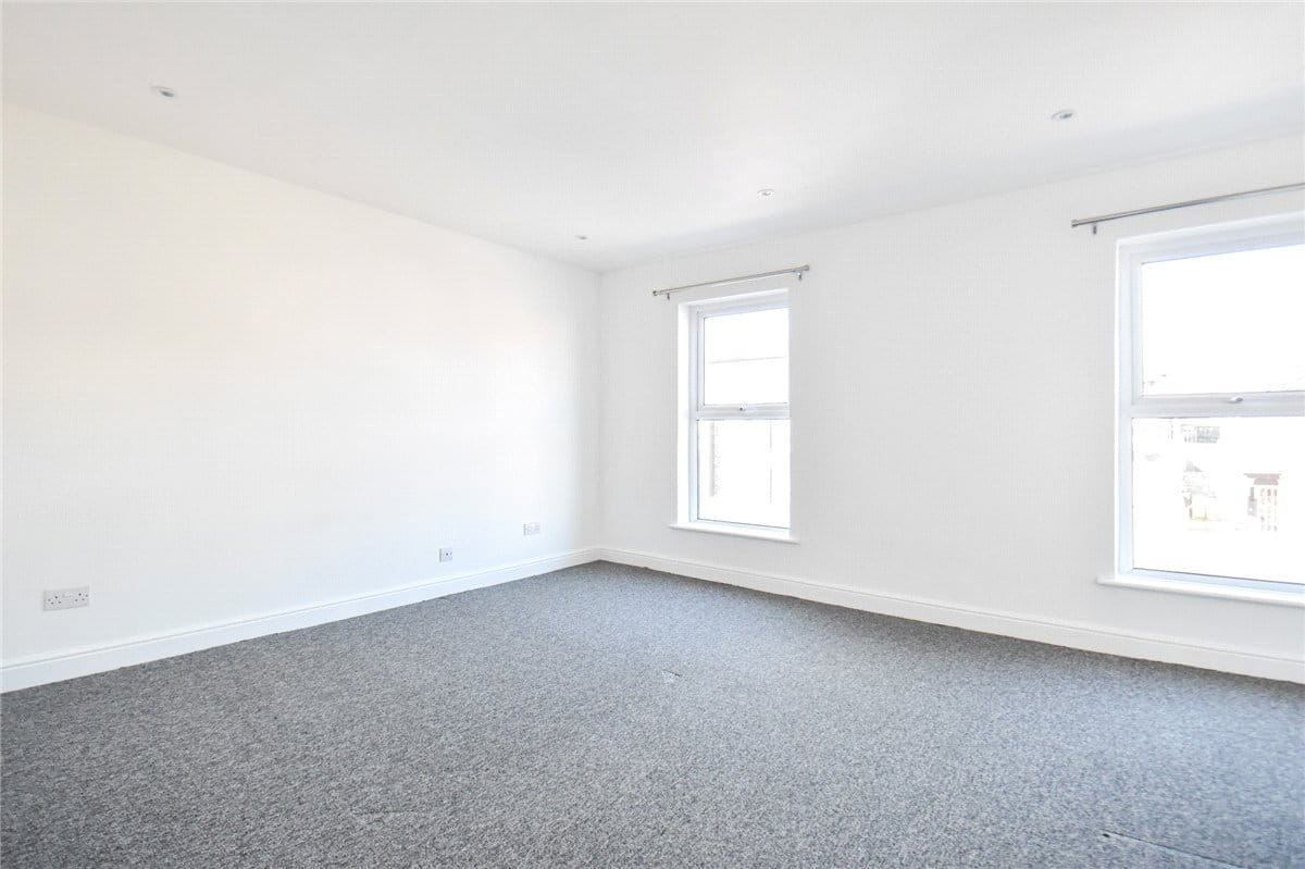 2 bedroom flat, Milton Road, Cambridge CB4